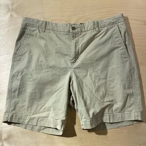 Chaps Men's Tan Shorts 38 (HS)